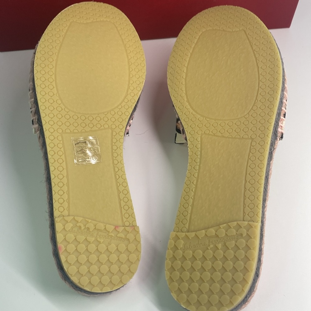 New Authentic FERRAGAMO Cabrera Espadrille Slide Sandal (Women) - Picture 12 of 16